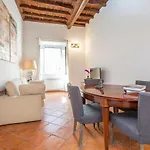 Barberini 3 Bdr Apartment